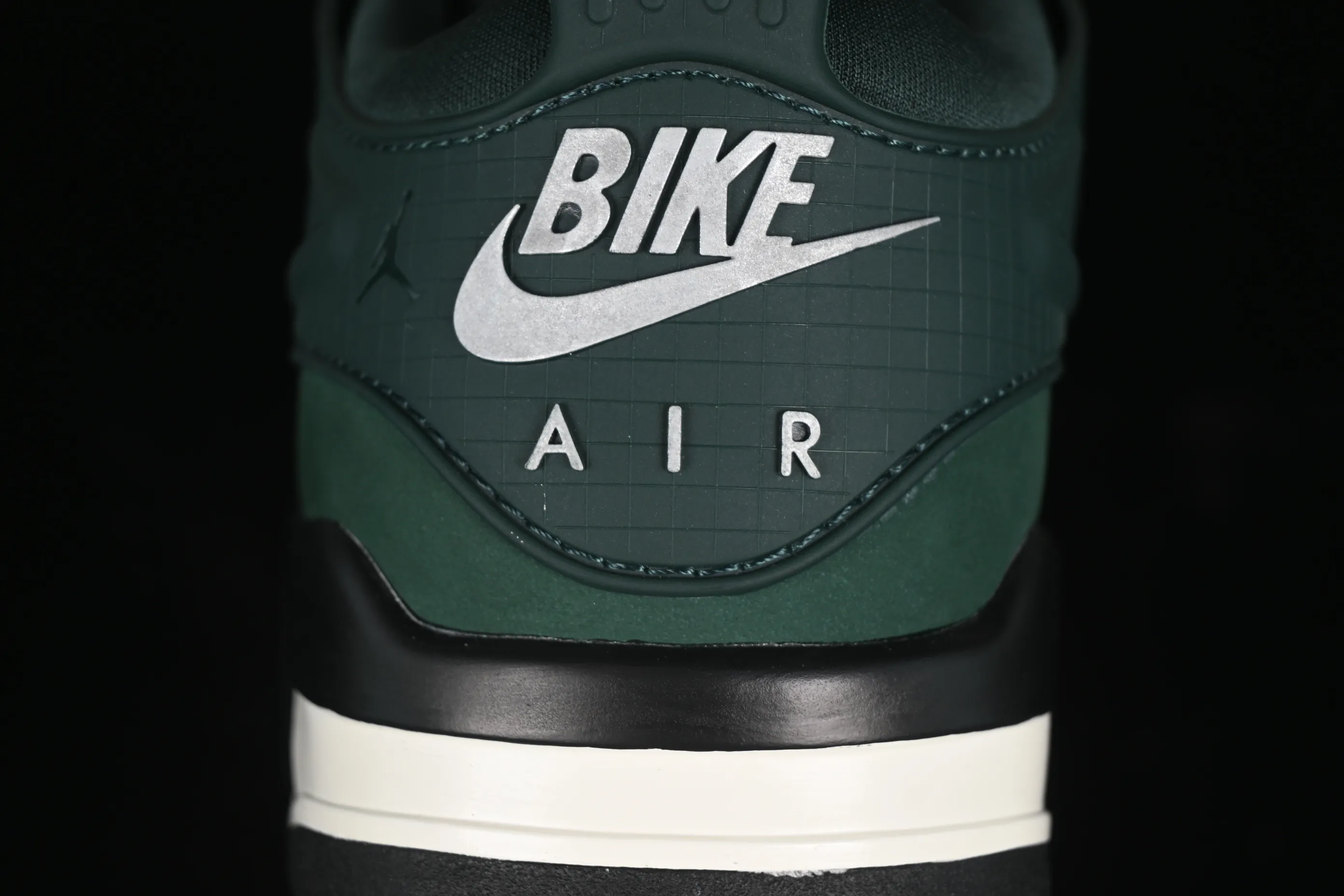 All categories Air Jordan Jordan series basketball shoes Air Jordan 4 DT version Air Jordan 4 "Remastered" AJ4 Joe 4 low-top retro basketball shoes HF4334-300